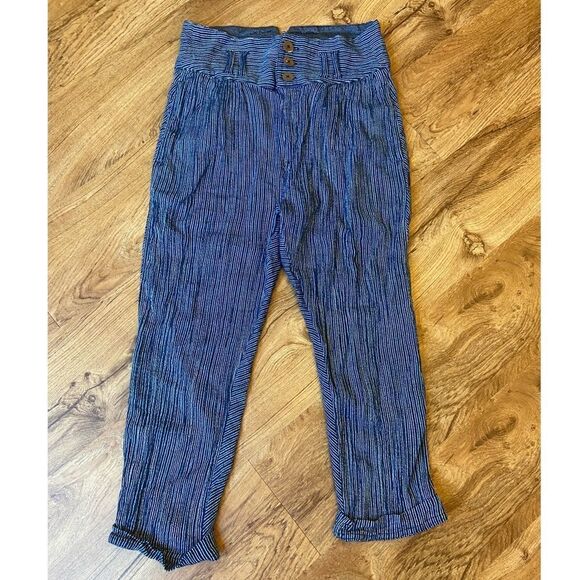 Free People navy/white vertical stripe casual Capri pants - Picture 1 of 4